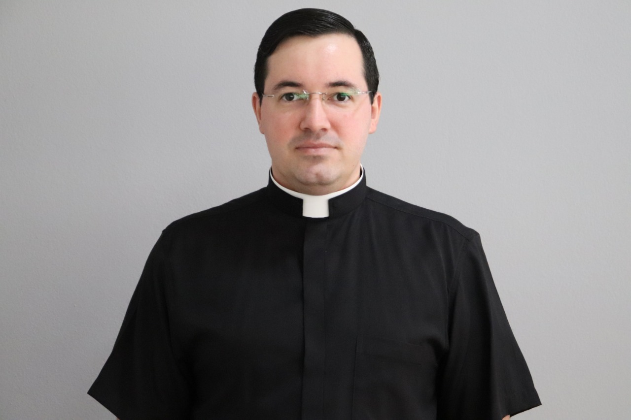 Pe. Guilherme César Silva Rocha, scj